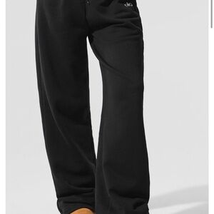 ALO Yoga Black Pants
